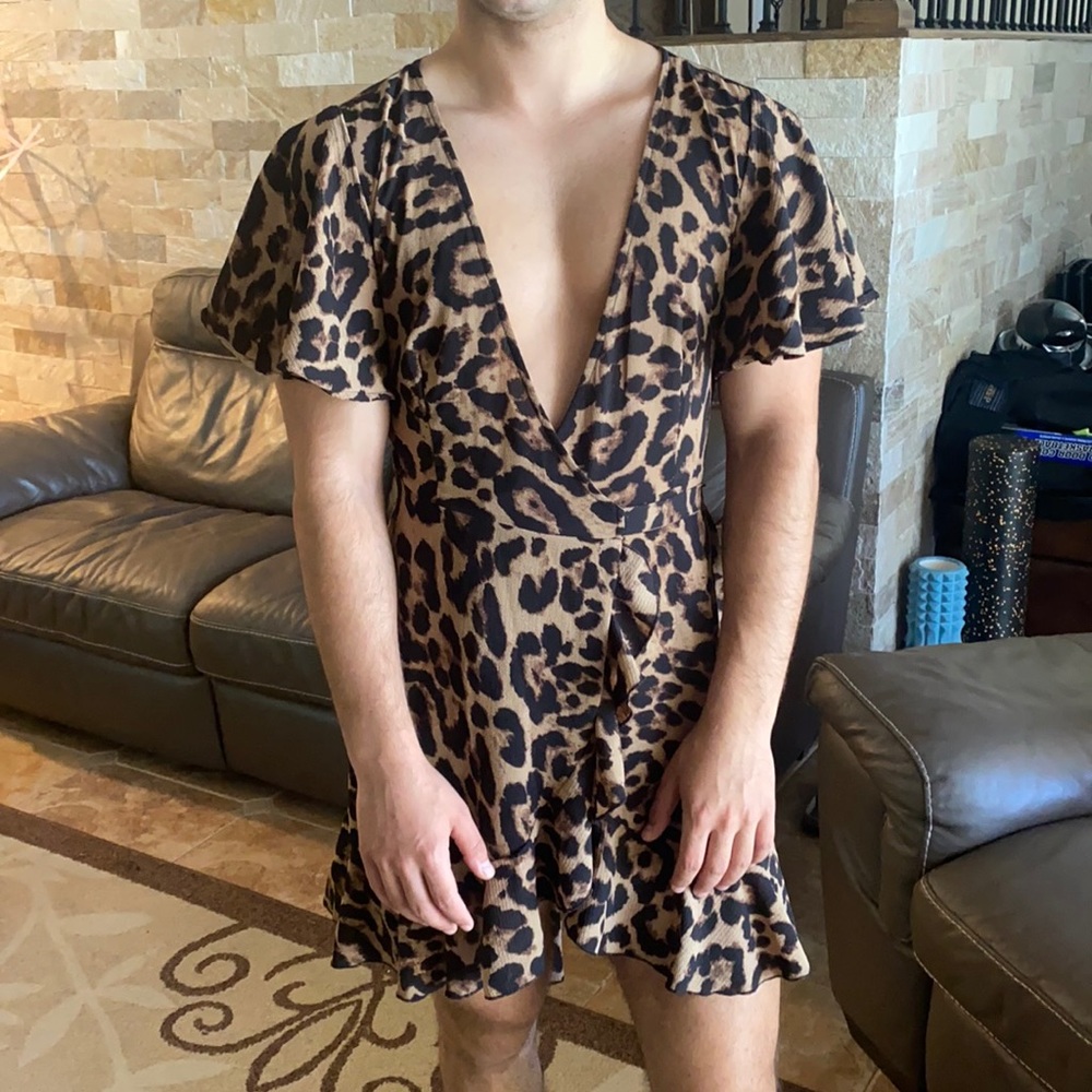 Cheetah print women’s medium sun coverup dress - Picture 3 of 6